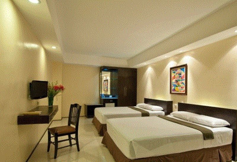 M Citi Suites Cebu Extérieur photo